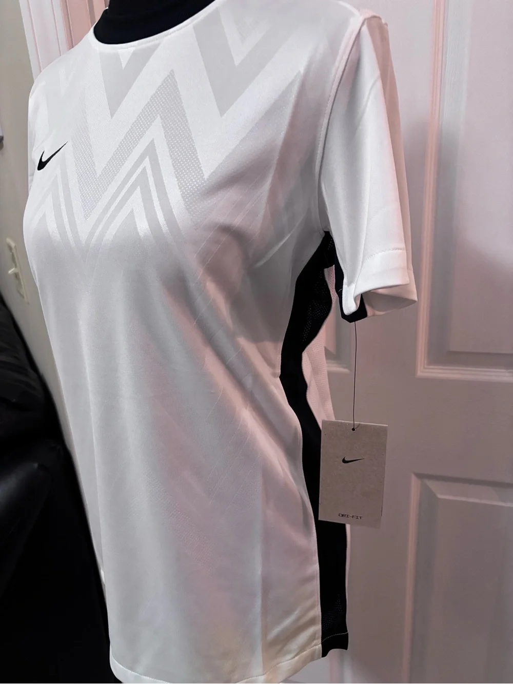 Nike Women’s White Soccer/Football Jersey